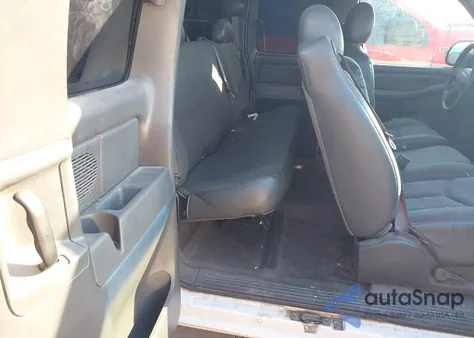 2006 Chevrolet Silverado 1500 Work Truck from USA, damaged, VIN 1GCEC19X46Z107933